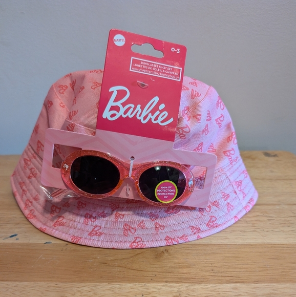Kids Sunglasses & Hat Setb - Picture 1 of 3